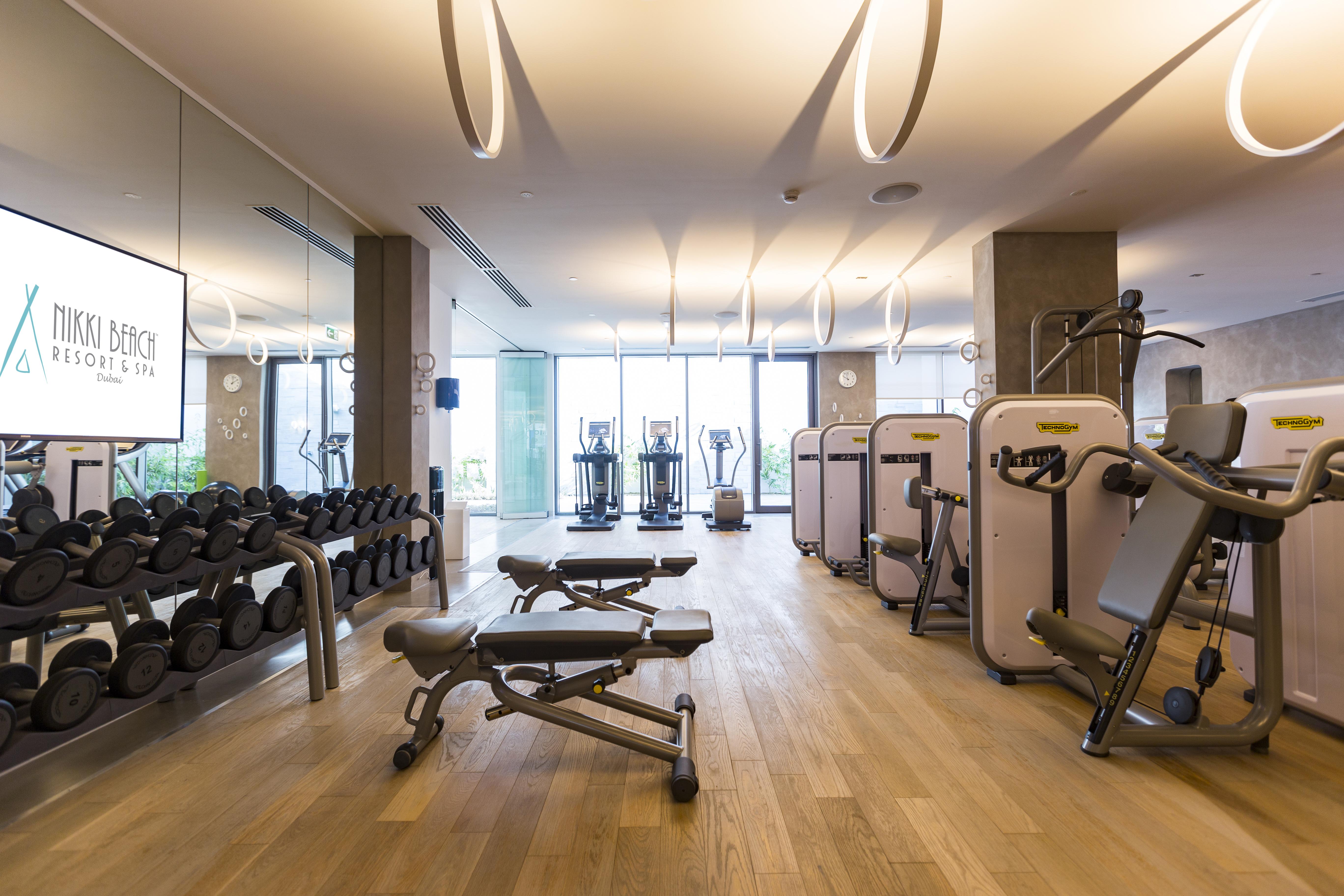 Nikki Beach Resort&Spa Dubai Bagian luar foto The gym at the hotel