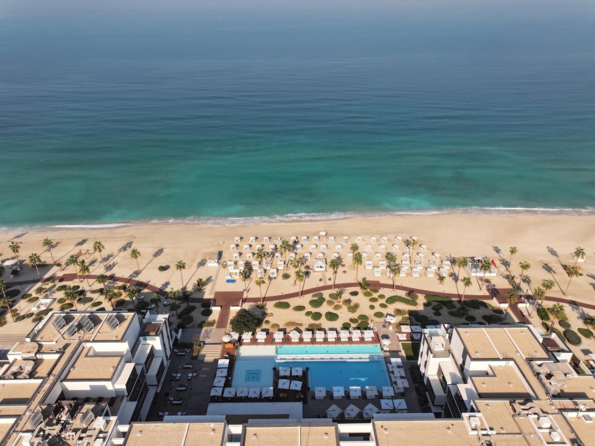 Nikki Beach Resort&Spa Dubai Bagian luar foto Aerial view of the beach