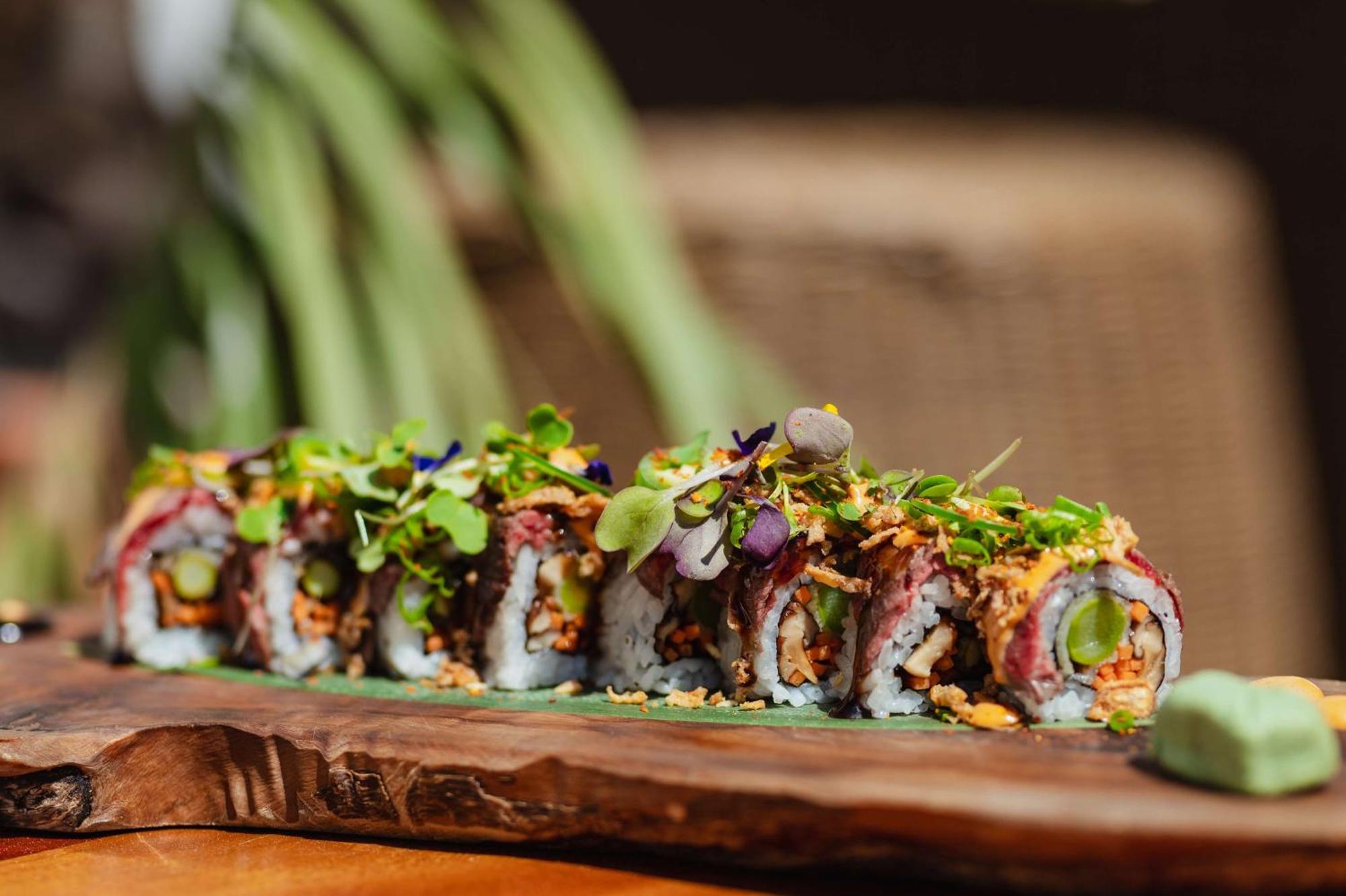 Nikki Beach Resort&Spa Dubai Bagian luar foto A sushi roll